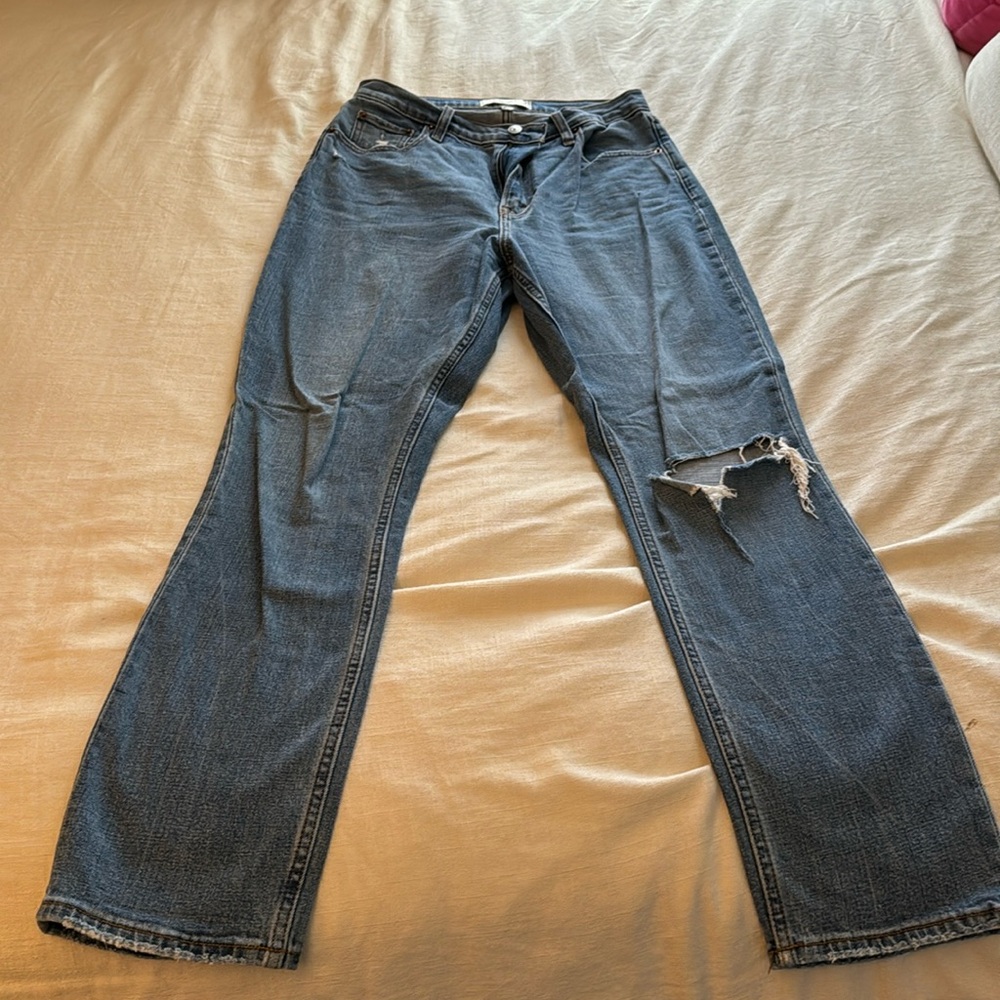 Abercrombie 90’s Slim Straight Ultra High Rise